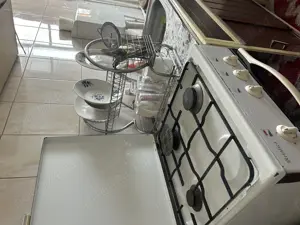 Vând cameră cămin cu baie și bucătărie  proprie  - imagine 5