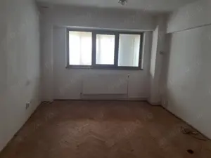 Vanzare Apartament 1 cam. cf.1 dec., parter cu balcon, suprafata totala 44.mp., Bld. Dorobantilor
