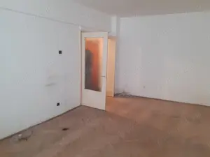 Vanzare Apartament 1 cam. cf.1 dec., parter cu balcon, suprafata totala 44.mp., Bld. Dorobantilor    - imagine 10