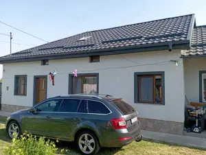 Vând urgent casă în com Cezieni jud Olt  - imagine 8