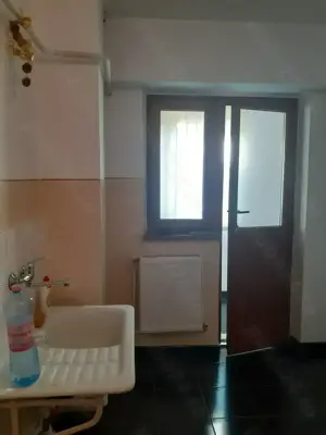 Vanzare Apartament 1 cam. cf.1 dec., parter cu balcon, suprafata totala 44.mp., Bld. Dorobantilor    - imagine 8
