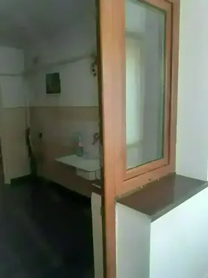 Vanzare Apartament 1 cam. cf.1 dec., parter cu balcon, suprafata totala 44.mp., Bld. Dorobantilor    - imagine 12