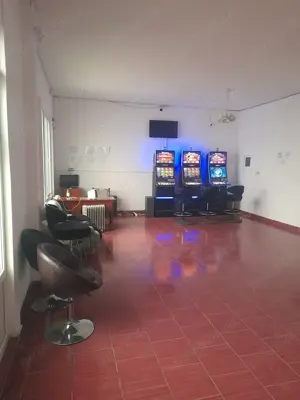 VÂND sau inchiriez spatiu 120 mp - imagine 6