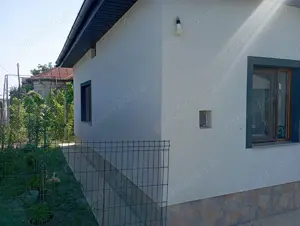 Vând urgent casă în com Cezieni jud Olt  - imagine 10