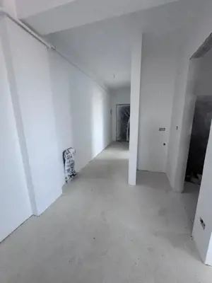 Apartament 2 camere, central,  bloc nou, etaj intermediar, Radauti