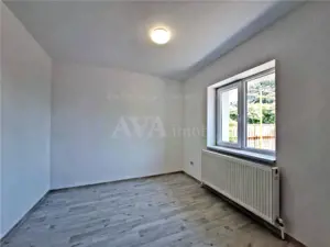 Casa de vanzare | 3 camere | Teren: 330 mp | Toate utilitatile, Bacau, Tache - imagine 2