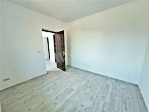 Casa de vanzare | 3 camere | Teren: 330 mp | Toate utilitatile, Bacau, Tache - imagine 3