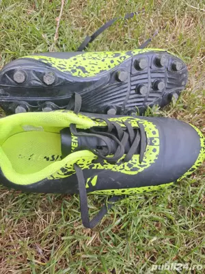 păpuci pt fotbal 
