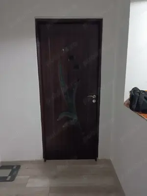 Vand apartament 2 camere - imagine 8