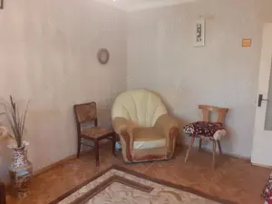 Vanz. Apart. 3 cam. cf.1 dec. etajul 3, 2 balc., pozitie buna, zona Progresu aproape de Jandarmerie - imagine 3 Vanz. Apart. 3 cam. cf.1 dec. etajul 3, 2 balc., pozitie buna, zona Progresu aproape de Jandarmerie - imagine 3