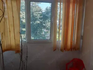 Vanz. Apart. 3 cam. cf.1 dec. etajul 3, 2 balc., pozitie buna, zona Progresu aproape de Jandarmerie - imagine 4 Vanz. Apart. 3 cam. cf.1 dec. etajul 3, 2 balc., pozitie buna, zona Progresu aproape de Jandarmerie - imagine 4