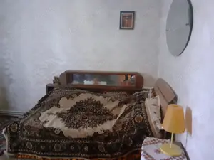 Vanz. Apart. 3 cam. cf.1 dec. etajul 3, 2 balc., pozitie buna, zona Progresu aproape de Jandarmerie - imagine 7 Vanz. Apart. 3 cam. cf.1 dec. etajul 3, 2 balc., pozitie buna, zona Progresu aproape de Jandarmerie - imagine 7