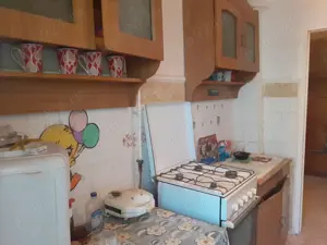 Vanz. Apart. 3 cam. cf.1 dec. etajul 3, 2 balc., pozitie buna, zona Progresu aproape de Jandarmerie - imagine 12 Vanz. Apart. 3 cam. cf.1 dec. etajul 3, 2 balc., pozitie buna, zona Progresu aproape de Jandarmerie - imagine 12