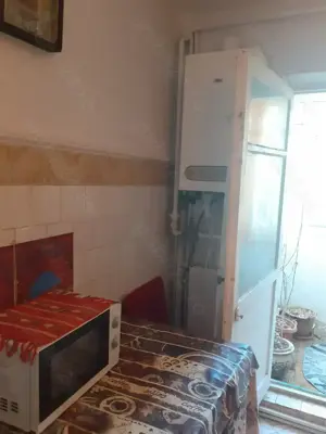 Vanz. Apart. 3 cam. cf.1 dec. etajul 3, 2 balc., pozitie buna, zona Progresu aproape de Jandarmerie - imagine 6 Vanz. Apart. 3 cam. cf.1 dec. etajul 3, 2 balc., pozitie buna, zona Progresu aproape de Jandarmerie - imagine 6