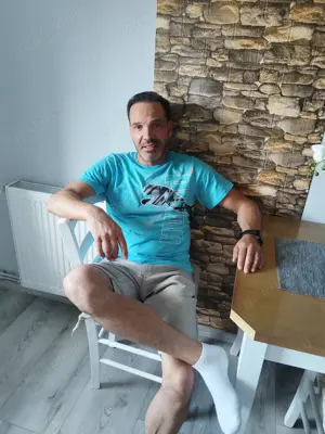 Barbat 43 de ani, pt doamne-domnisoare - imagine 4