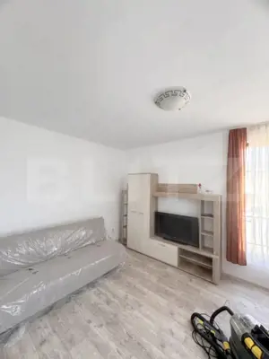 Cladire multifunctionala, pensiune plus casa,  parcari private - imagine 15