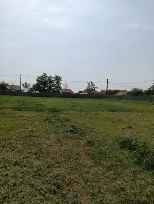 Pamant intravilan - imagine 2