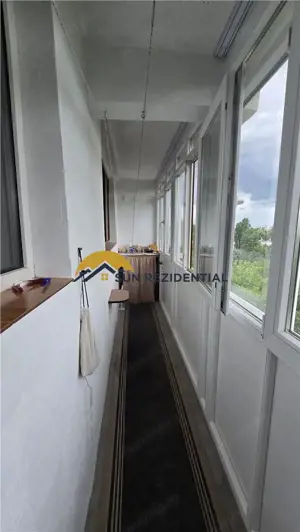 Berceni-Luica,apartament 3 camere transformat in 4 camere - imagine 17