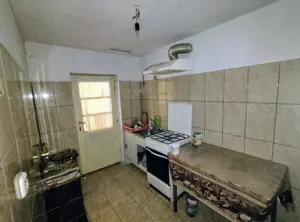 Gospodărie de vânzare Calui jud. Olt - imagine 5