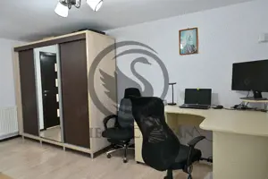 Casa cu piscina de vanzare | 3.300 mp teren | Urlati - Prahova - imagine 9