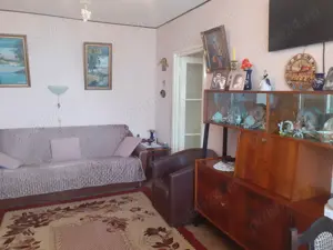 Vanzare Apartament 2 cam. cf.1 semidec. etajul 4 din 4, mobilat pe Bld. Iindependentei - CEC