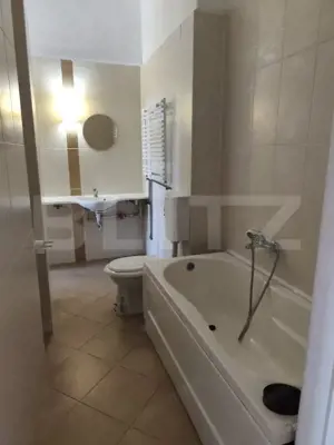 Apartament renovat complet situat in zona ultracentrala in cladire istorica - imagine 17