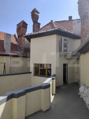 Apartament renovat complet situat in zona ultracentrala in cladire istorica - imagine 13