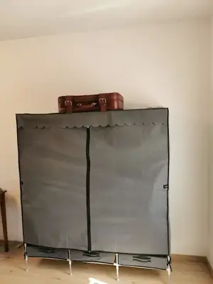 Vand Dulap haine compact 2 bucati