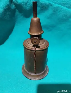 Lampa din alama Pigeon, anii 1885