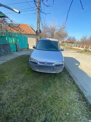 Dezmembrez Citroen Berlingo 2003