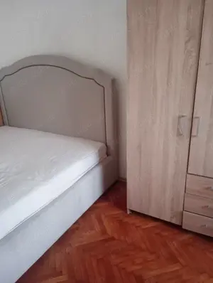 Închiriez apartament cu 1 cameta - imagine 3