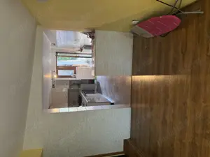 Vând casă bătrânească renovată  - imagine 8