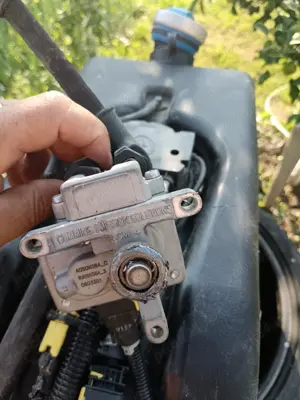 Vând rezervor adblue complet pentru scania 450 - imagine 2