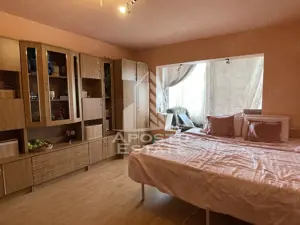 Apartament cu o camera Intrarea Peru Steaua etaj 2