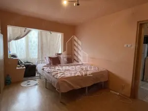 Apartament de vanzare cu o camera de vanzare Steaua - imagine 2