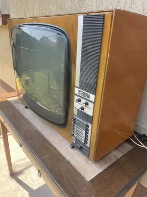 Televizor Vechi pe ASTRONAUT - imagine 3
