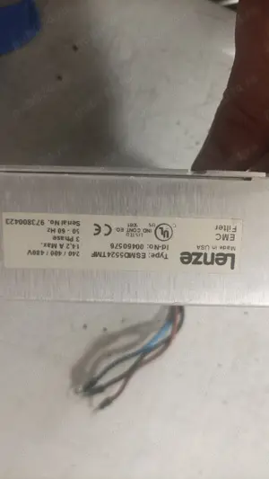 Convertizoare de frecventa Lenze 