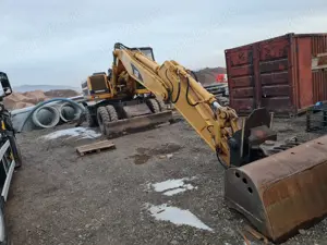 Excavator Caterpillar M320 - imagine 2