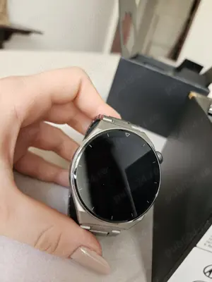 Smartwatch HUAWEI Watch GT 3 Pro Titanium 46mm, Android iOS, Light Titanium Strap în stare f bună ap - imagine 3