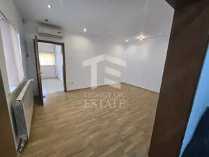 CENTRU- Casa ideala pentru birouri | studio | cabinet | gaz | curte - imagine 12