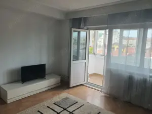 Apartament cu doua camere cu centrala in zona 1 Mai est - imagine 3