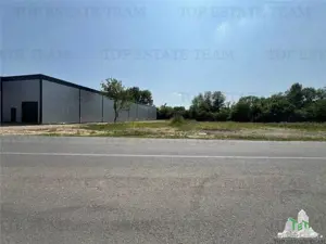 Spatiu comercial stradal, cu toate utilitatile stradal, la 100 m de A 1, pretabil supermarket, produ - imagine 3