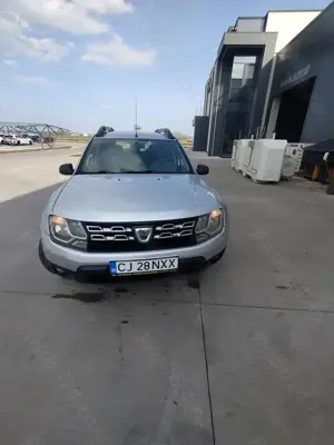 Vand Dacia Duster 2015 1.5 diesel   - imagine 3