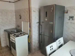 Apartament cu doua camere cu centrala in zona 1 Mai est - imagine 7