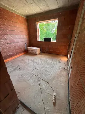 Utvin- toate utilitatile- 4 camere- bucatarie inchisa - imagine 8