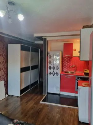 Vand inchiriez garsoniera Navodari langa Peny etaj 1  - imagine 2