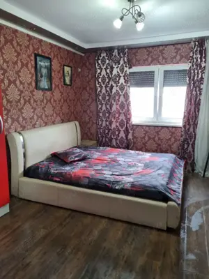 Vand inchiriez garsoniera Navodari langa Peny etaj 1  - imagine 5