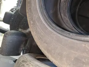 Vand 4 caucucuri ml de vara si multe piese santa fe 2007 motor 2.2 - imagine 3