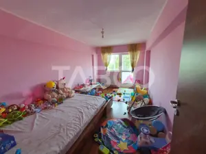 Apartament 4 camere  120 mp utili +8 mp balcon etaj 2 mobilat utilat - imagine 4