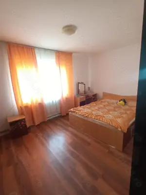 De vanzare apartament 2 camere  - imagine 4